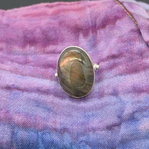 🌟925 SILVER & LABRADORITE RING